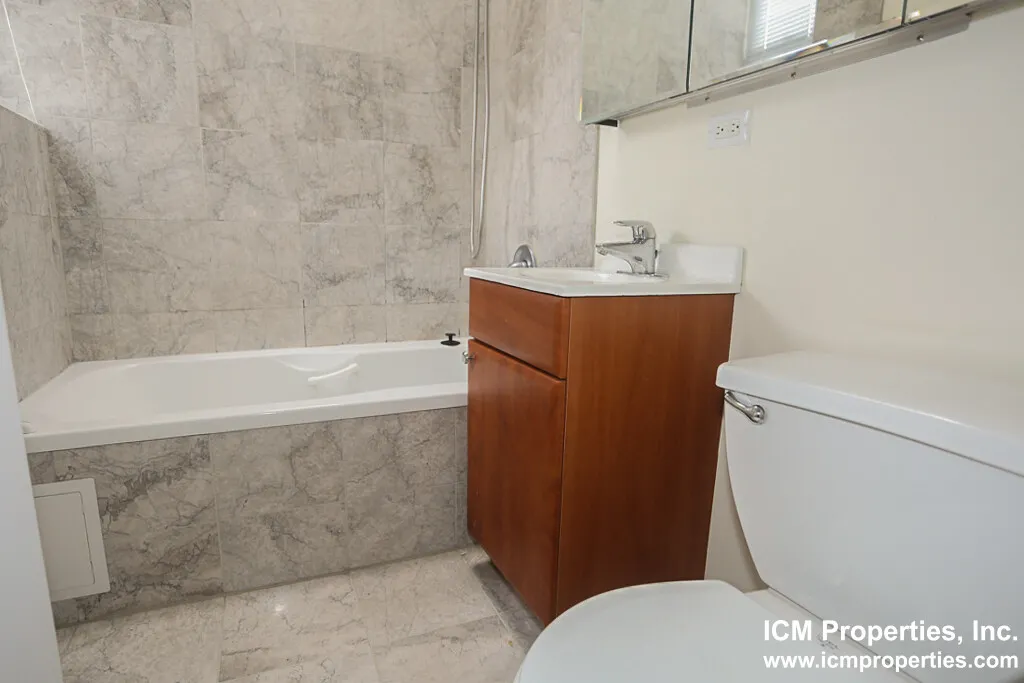 622 W Roscoe St, , 60657, USA 60657-unit#622-3B-Chicago-IL