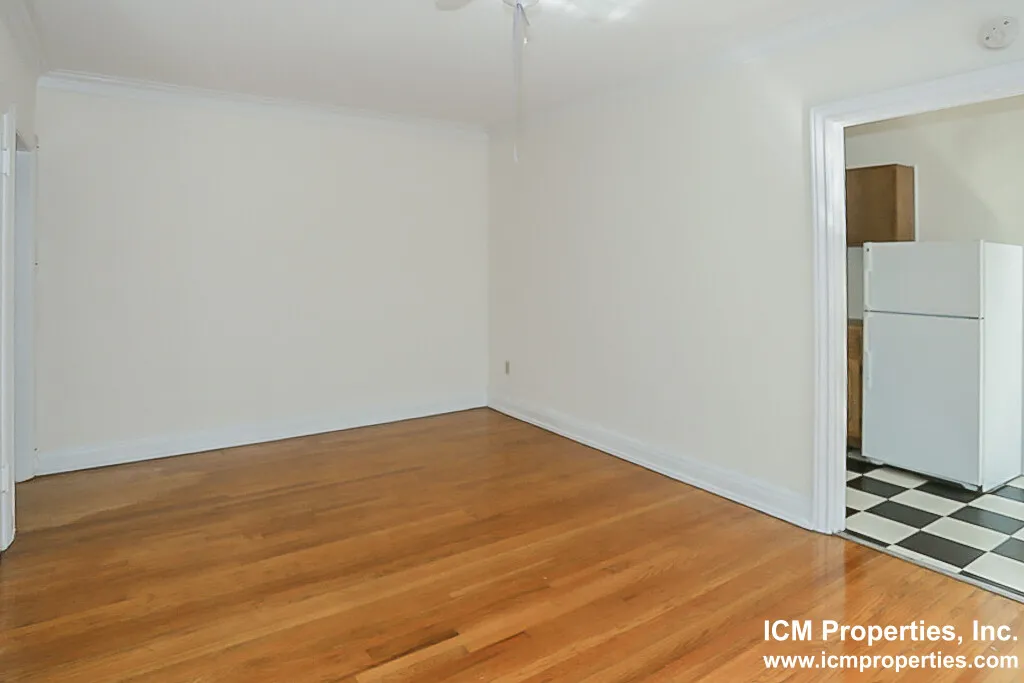 540 W Briar Pl, ,  60657, USA 60657-unit#540-2C-Chicago-IL