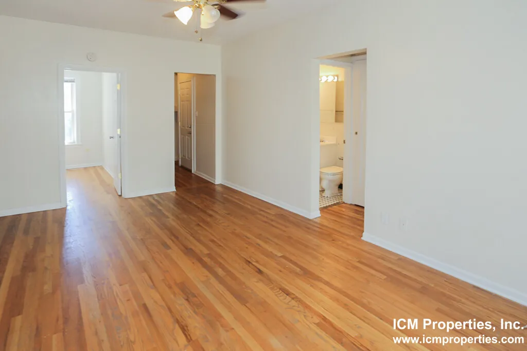 3912 N Pine Grove Ave, ,  60613, USA 60613-unit#3914-3W-Chicago-IL