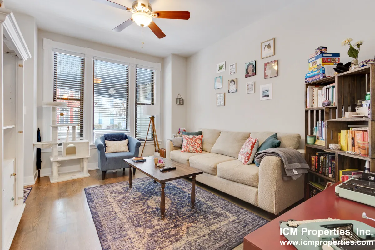 3300 N Claremont Ave, , 60618, USA 60618-unit#2336S-3-Chicago-IL