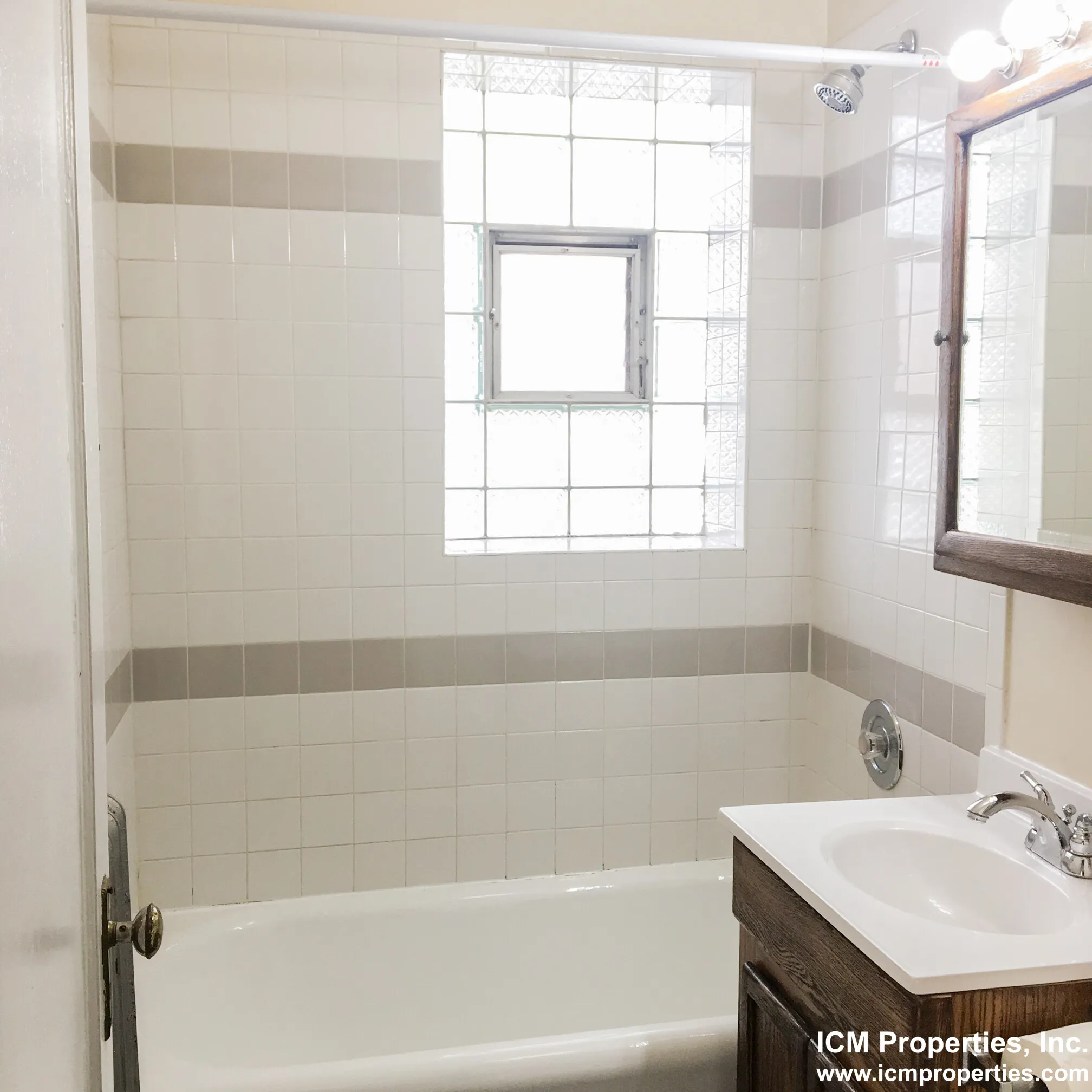 3912 N Pine Grove Ave, , 60613, USA 60613-unit#3914-3E-Chicago-IL