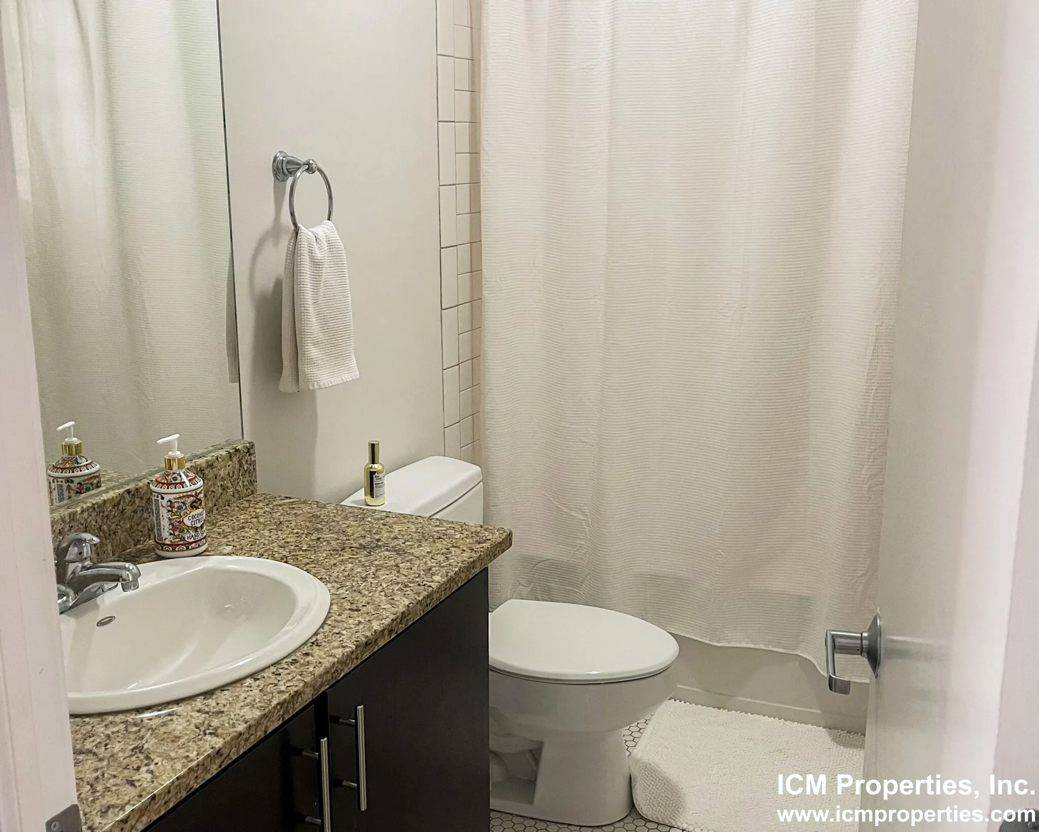 1900 N Lincoln Ave, ,  60614, USA 60614-unit#1900-103-Chicago-IL
