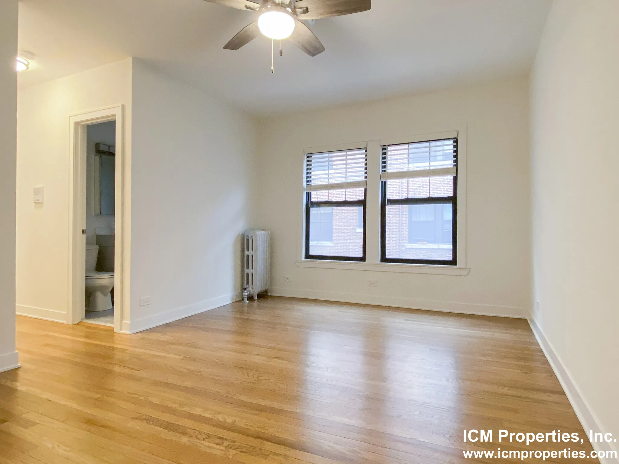 512 W Cornelia Ave, , 60657, USA 60657-unit#518-215-Chicago-IL