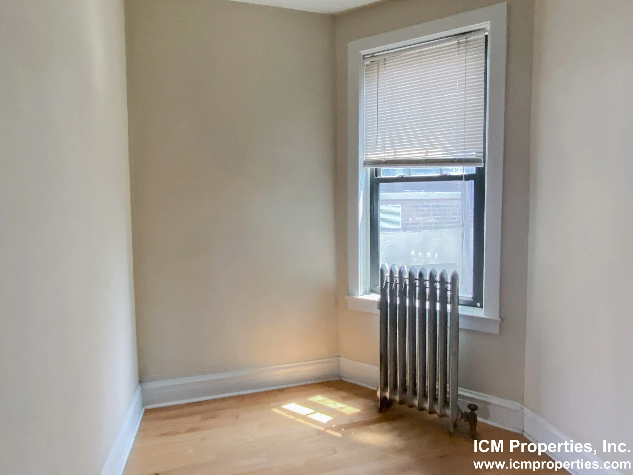 428 W Surf St, ,  60657, USA 60657-unit#432-306-Chicago-IL
