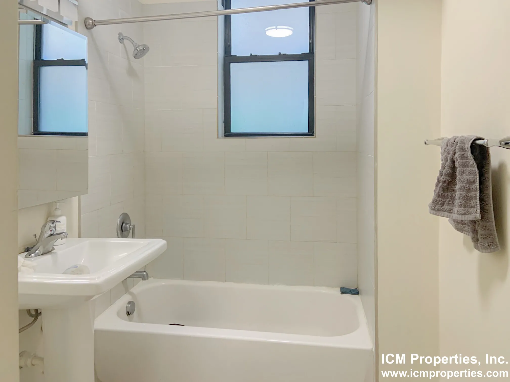 4951 N Oakley Ave, ,  60625, USA 60625-unit#4951-G-Chicago-IL