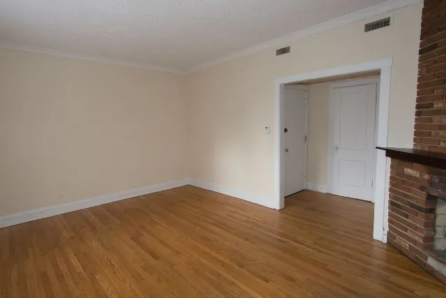 3521 N Racine Ave, , 60657, USA 60657-unit#2S-Chicago-IL