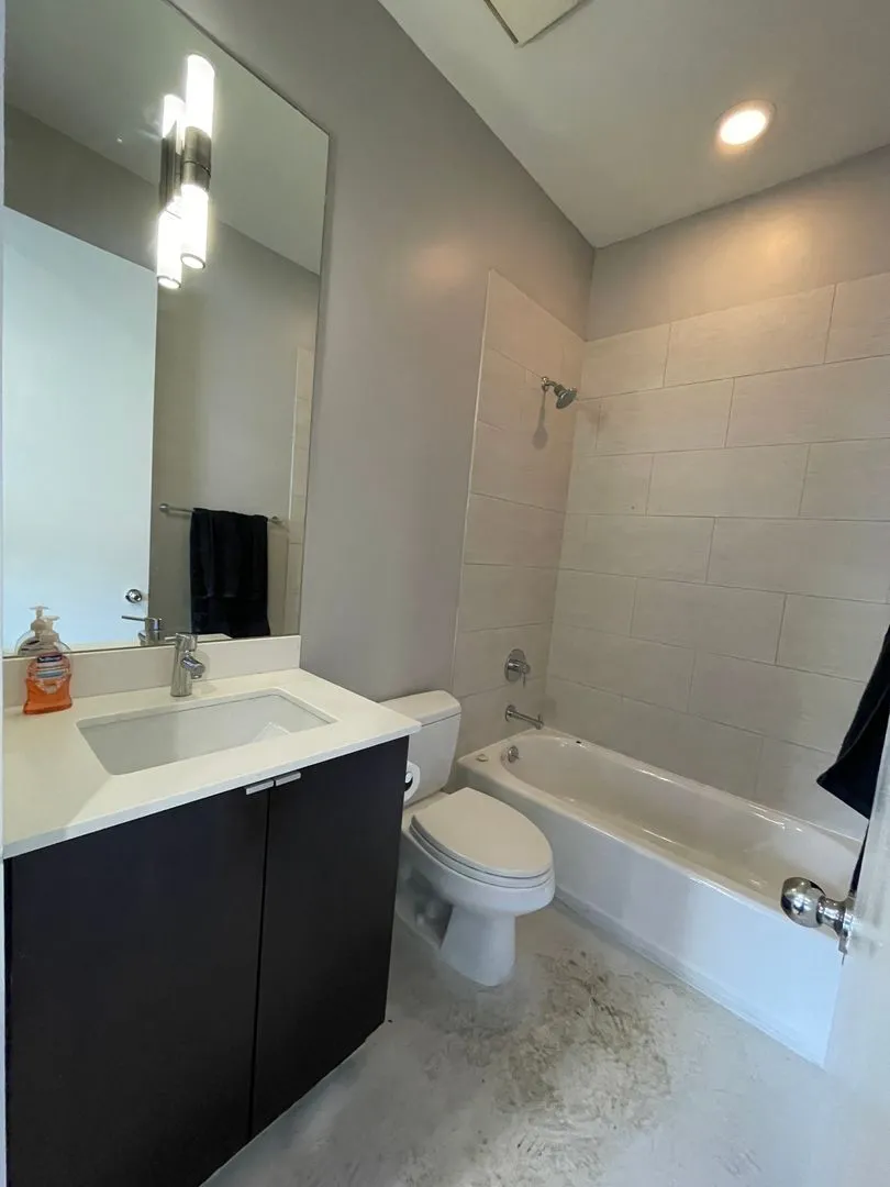 4018 N Kenmore Ave, ,  60613, USA 60613-unit#1NW-Chicago-IL