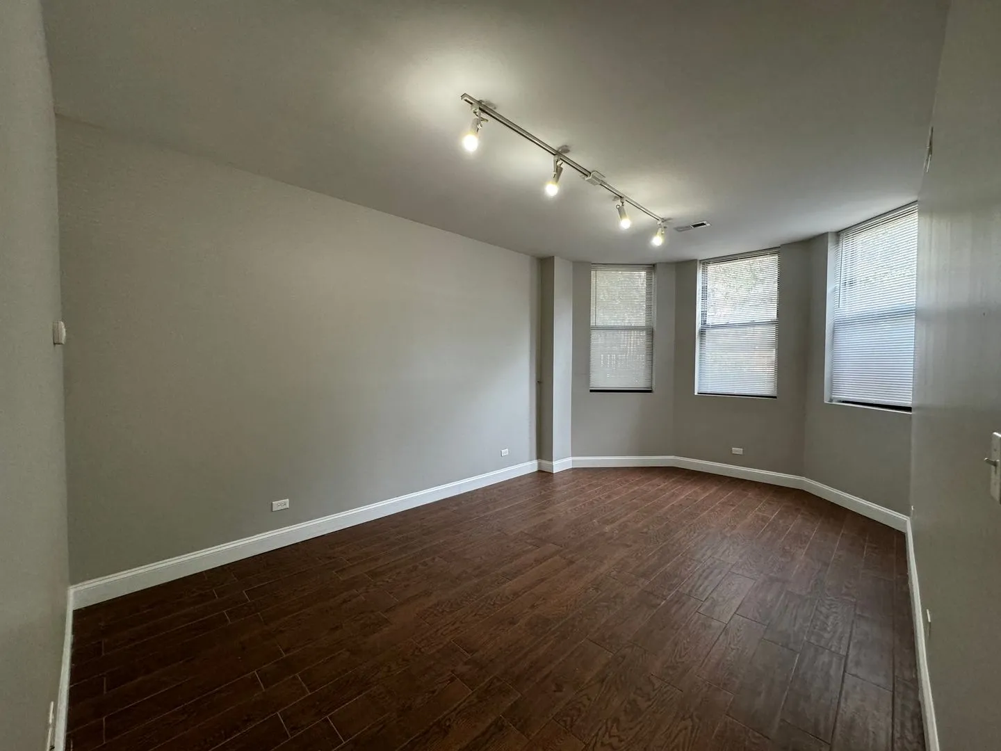 5402 N Winthrop Ave, , 60640, USA 60640-unit#GDN-Chicago-IL