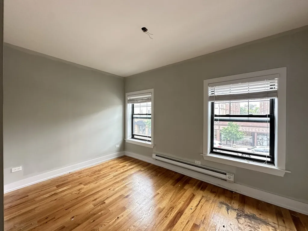 811 Elm St, Winnetka,  60093, USA 60093-unit#209-Chicago-IL