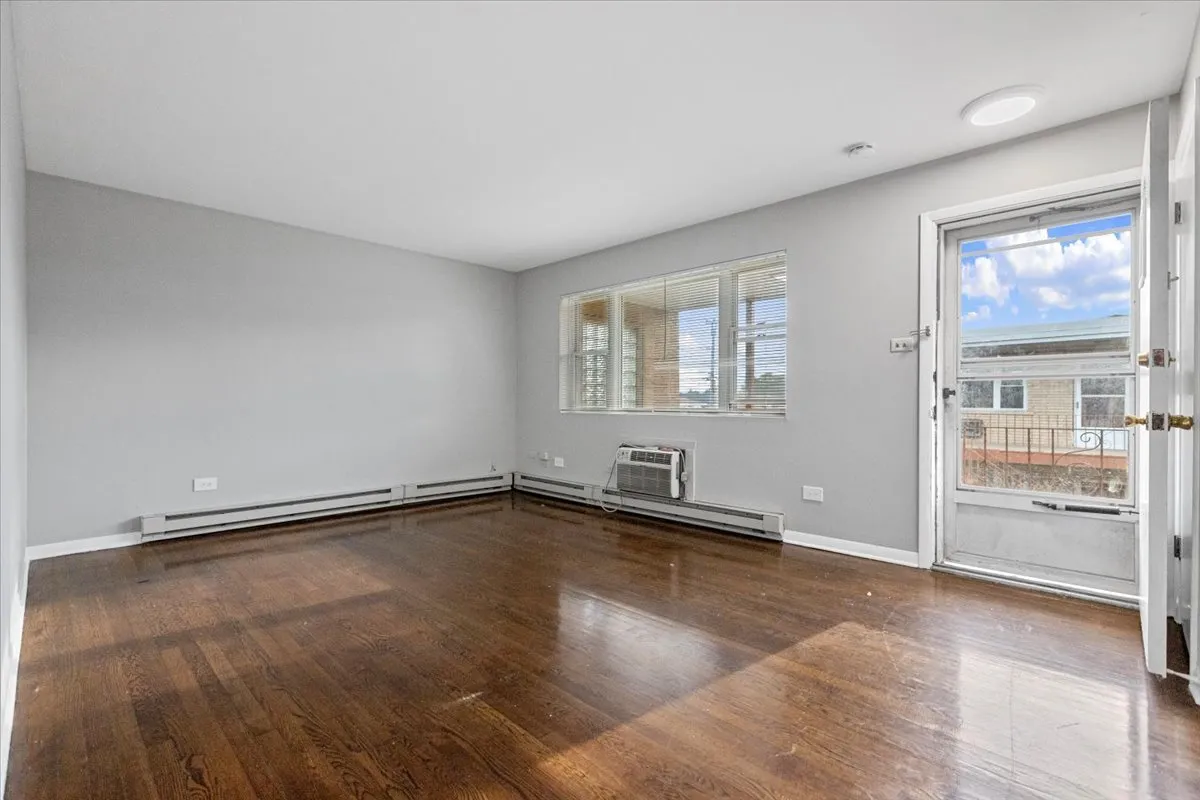 6212 W 64th Pl, , 60638, USA 60638-unit#102-Chicago-IL