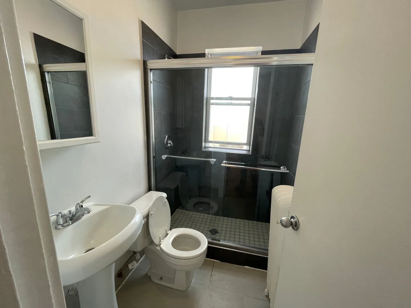 6343 N Claremont Ave, ,  60659, USA 60645-unit#3E-Chicago-IL