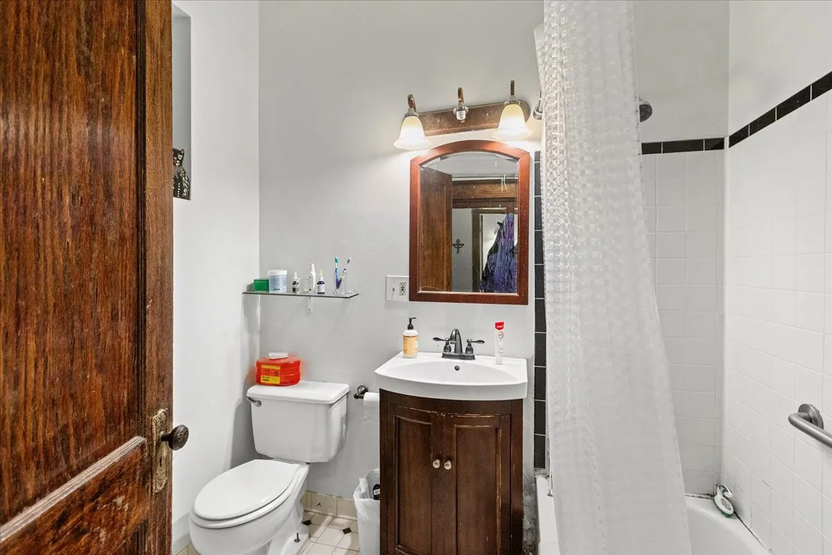 4002 N Southport Ave, , 60613, USA 60613-unit#2-Chicago-IL