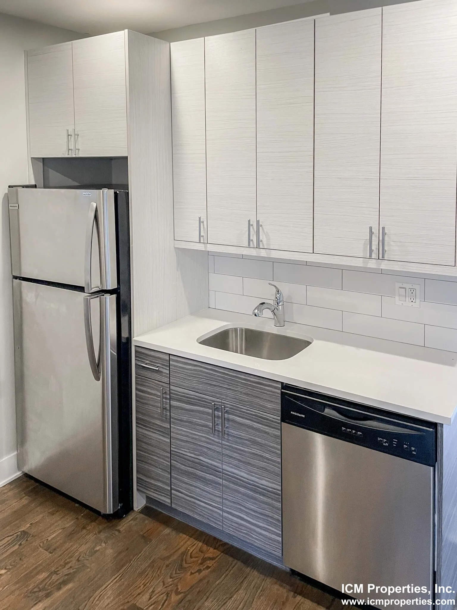 3915 N Janssen Ave, , 60613, USA 60613-unit#3917-3-Chicago-IL