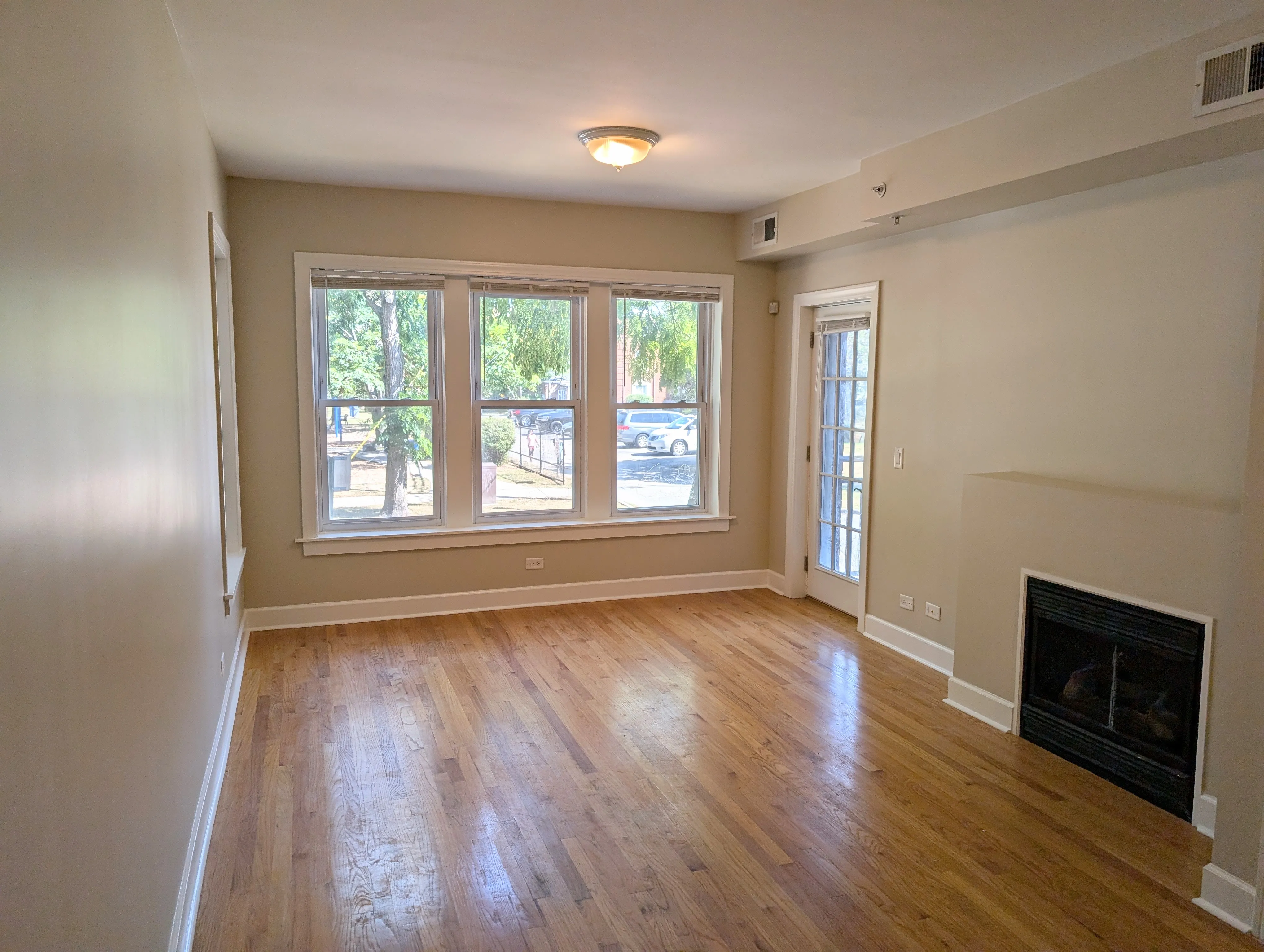 142 Elmwood Ave, ,  60202, USA 60202-unit#2-Evanston-IL