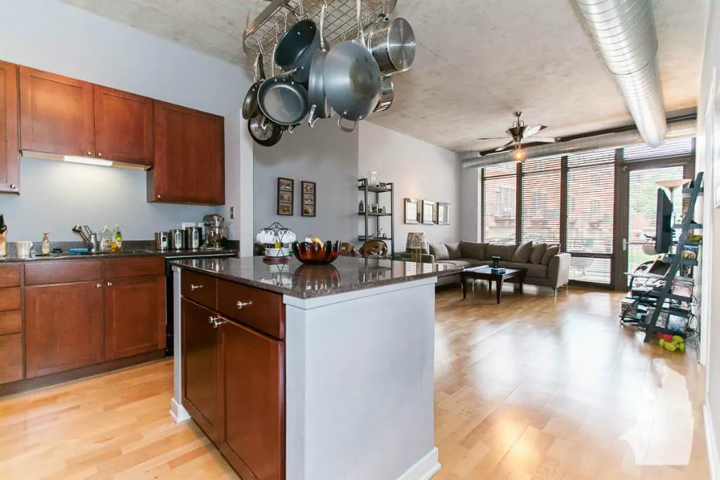 1000 N Kingsbury St, ,  60610, USA 60610-unit#106-Chicago-IL