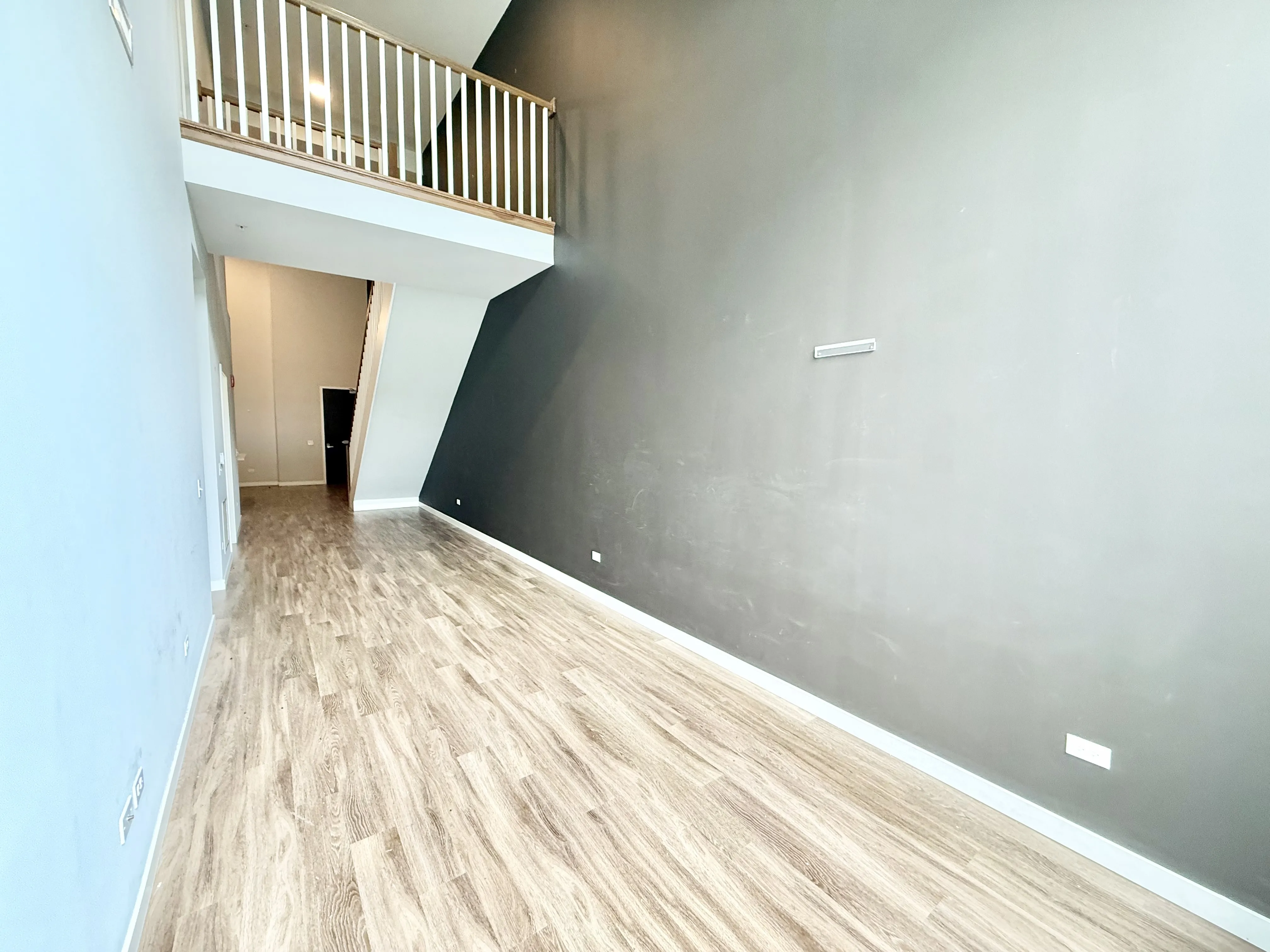 1900 W Lawrence Ave, , 60640, USA 60640-unit#211-Chicago-IL