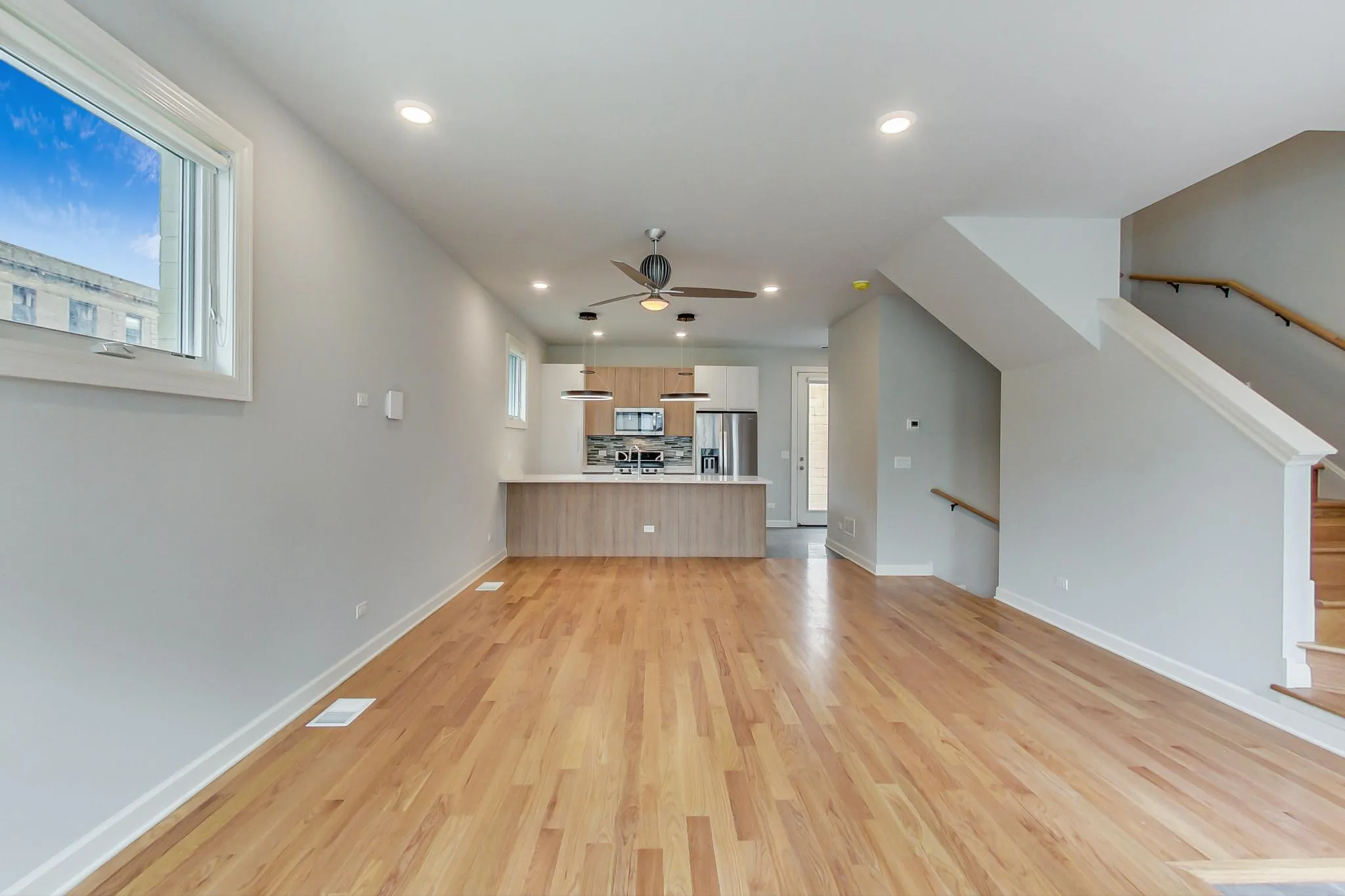 6117 S University Ave, ,  60637, USA 60637-unit#6-Chicago-IL