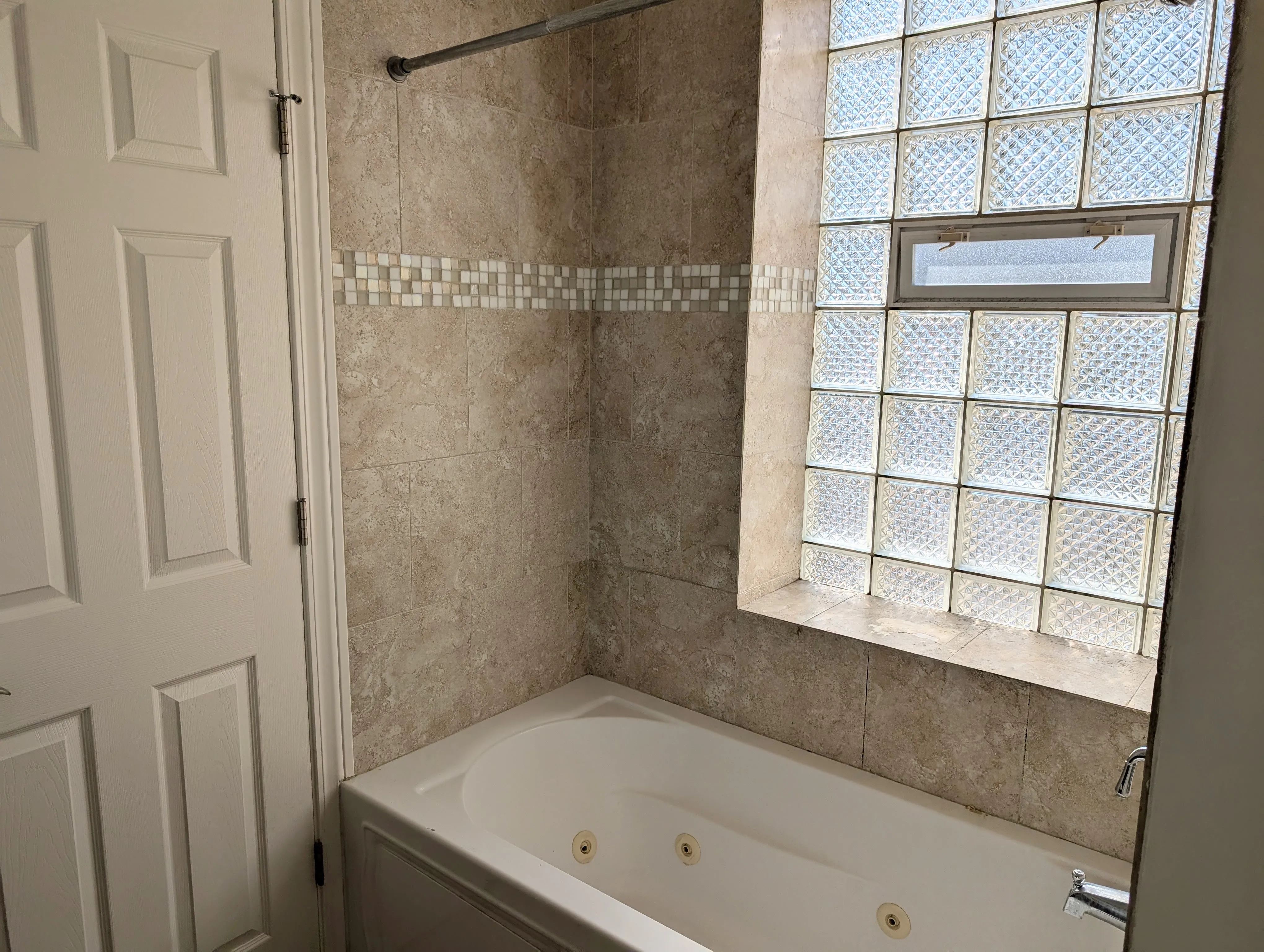 142 Elmwood Ave, ,  60202, USA 60202-unit#2-Evanston-IL