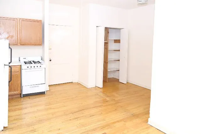 1050 W George St, , 60657, USA 60657-unit#105-Chicago-IL