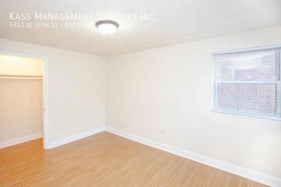 5741 W 35th St, ,  60804, USA 60804-unit#01F-Cicero-IL