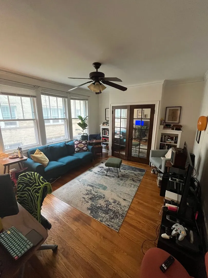 4413 1/2 N Greenview Ave, , 60640, USA 60640-unit#1W-Chicago-IL