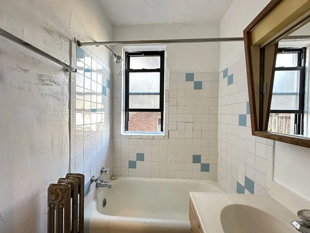 711 W Belmont Ave, , 60657, USA 60657-unit#306-Chicago-IL