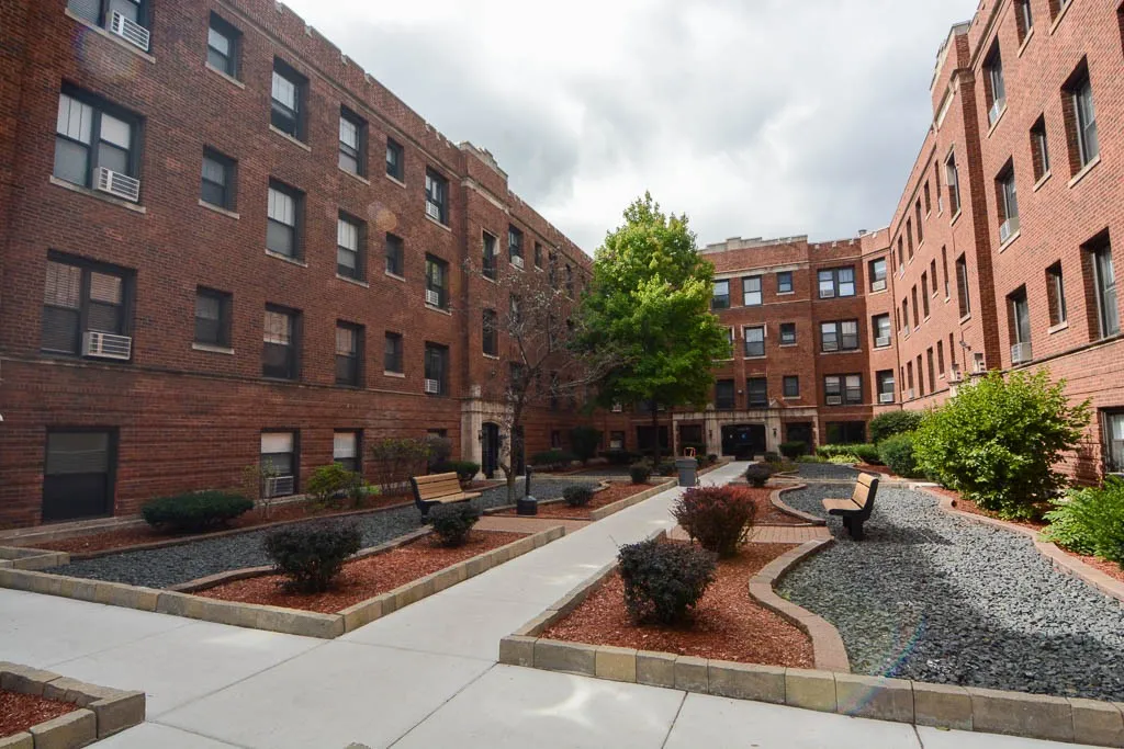 2910 N Mildred Ave, , 60657, USA 60657-unit#2Y-Chicago-IL