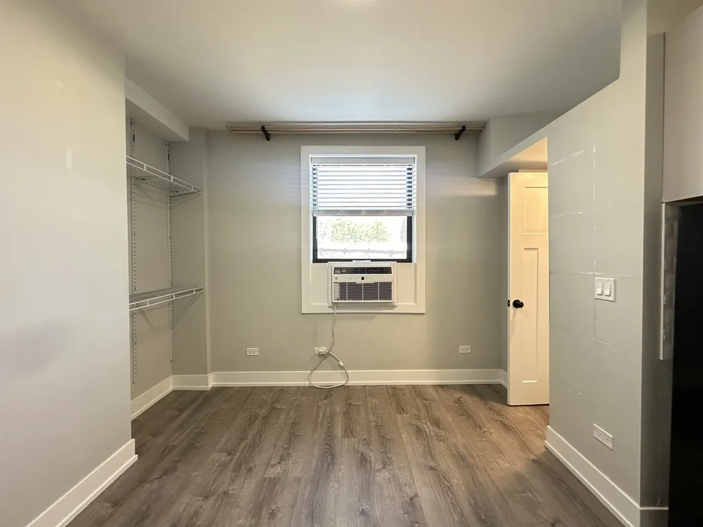 505 W Belmont Ave, ,  60657, USA 60657-unit#4E-Chicago-IL