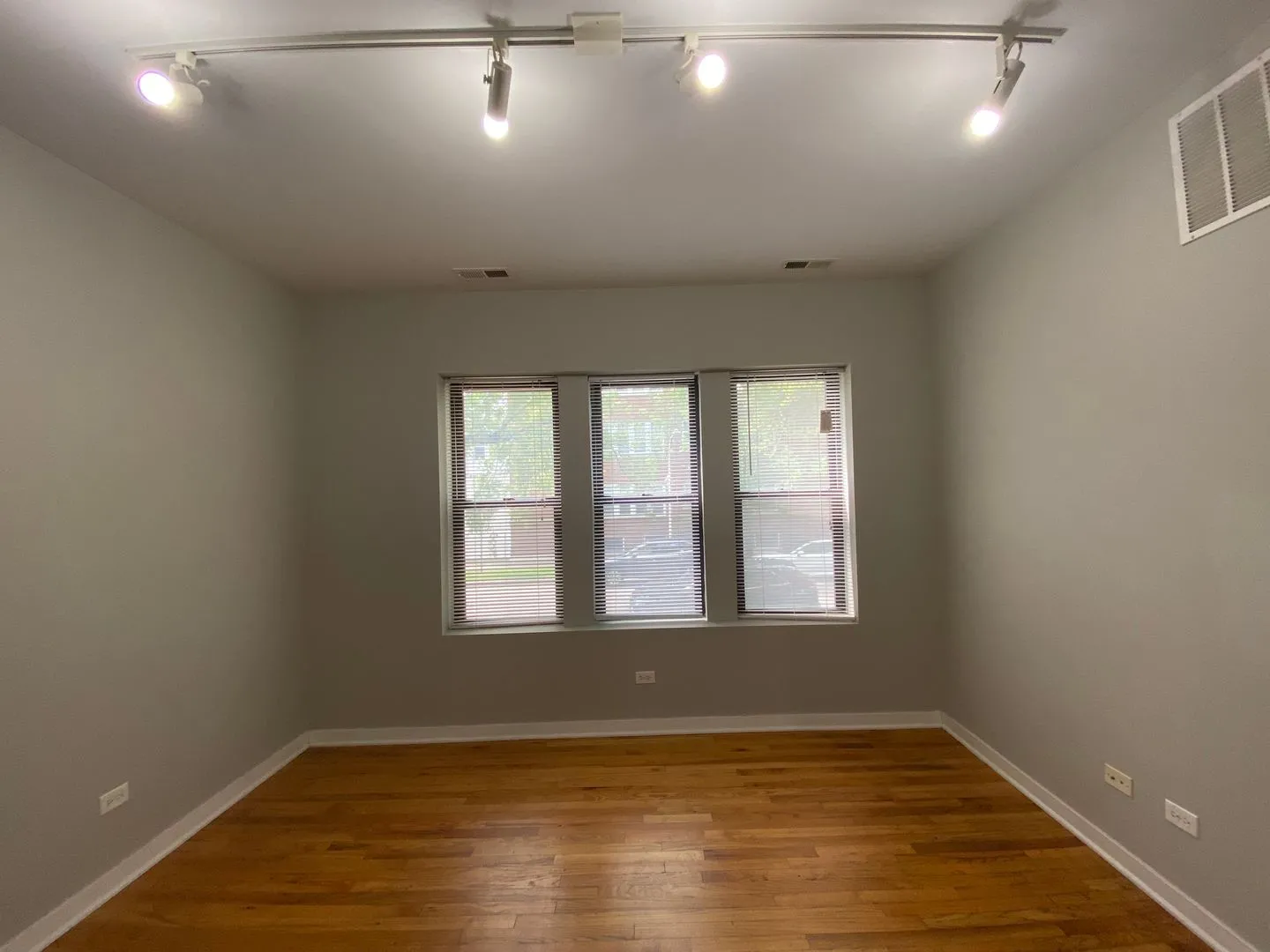 2452 W Albion Ave, , 60645, USA 60645-unit#2W-Chicago-IL