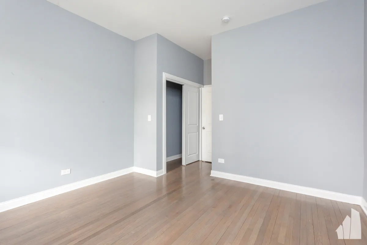 5130 S Greenwood Ave, ,  60615, USA 60615-unit#2S-Chicago-IL