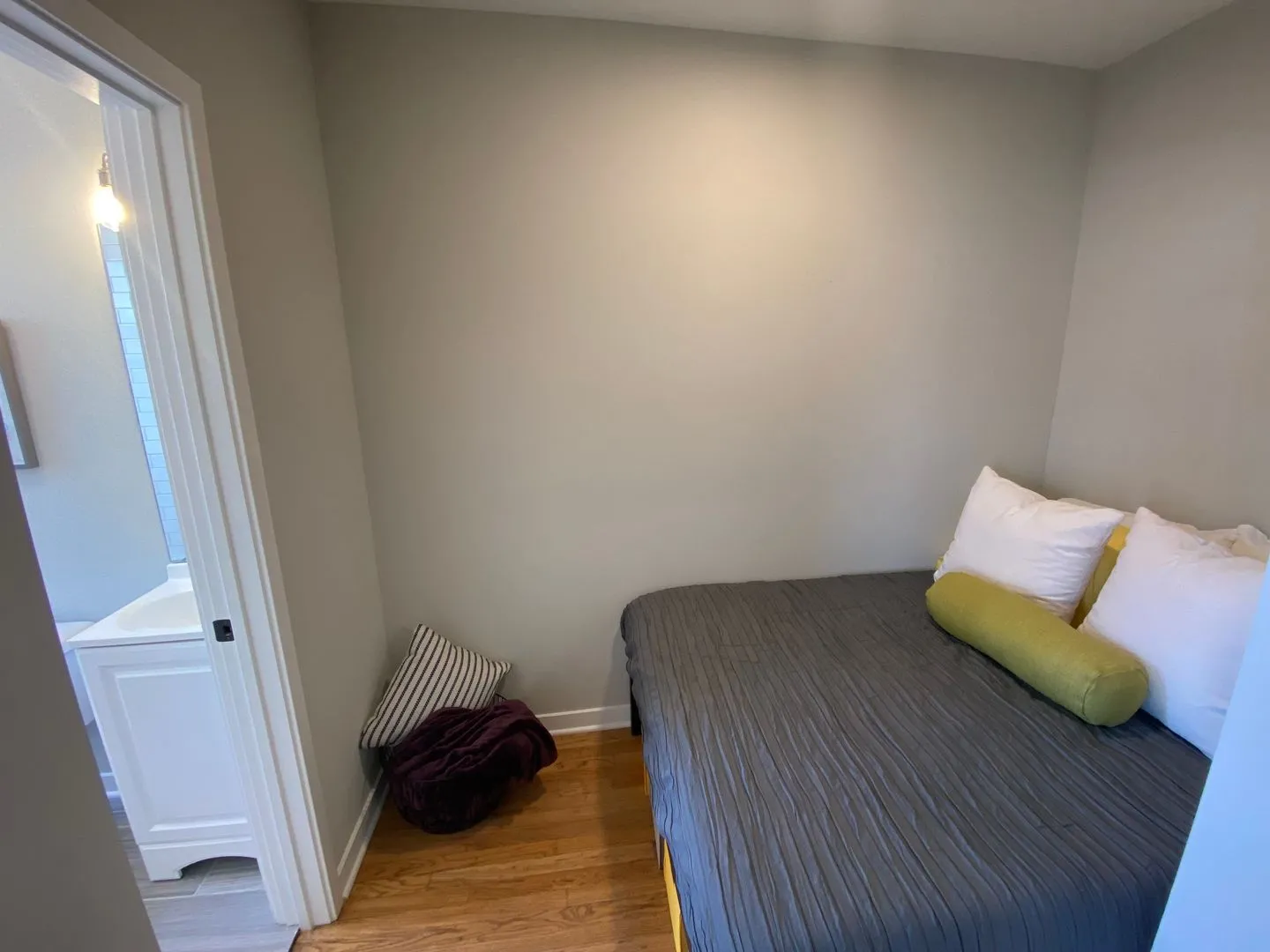 3250 N Pulaski Rd, ,  60641, USA 60641-unit#311-Chicago-IL