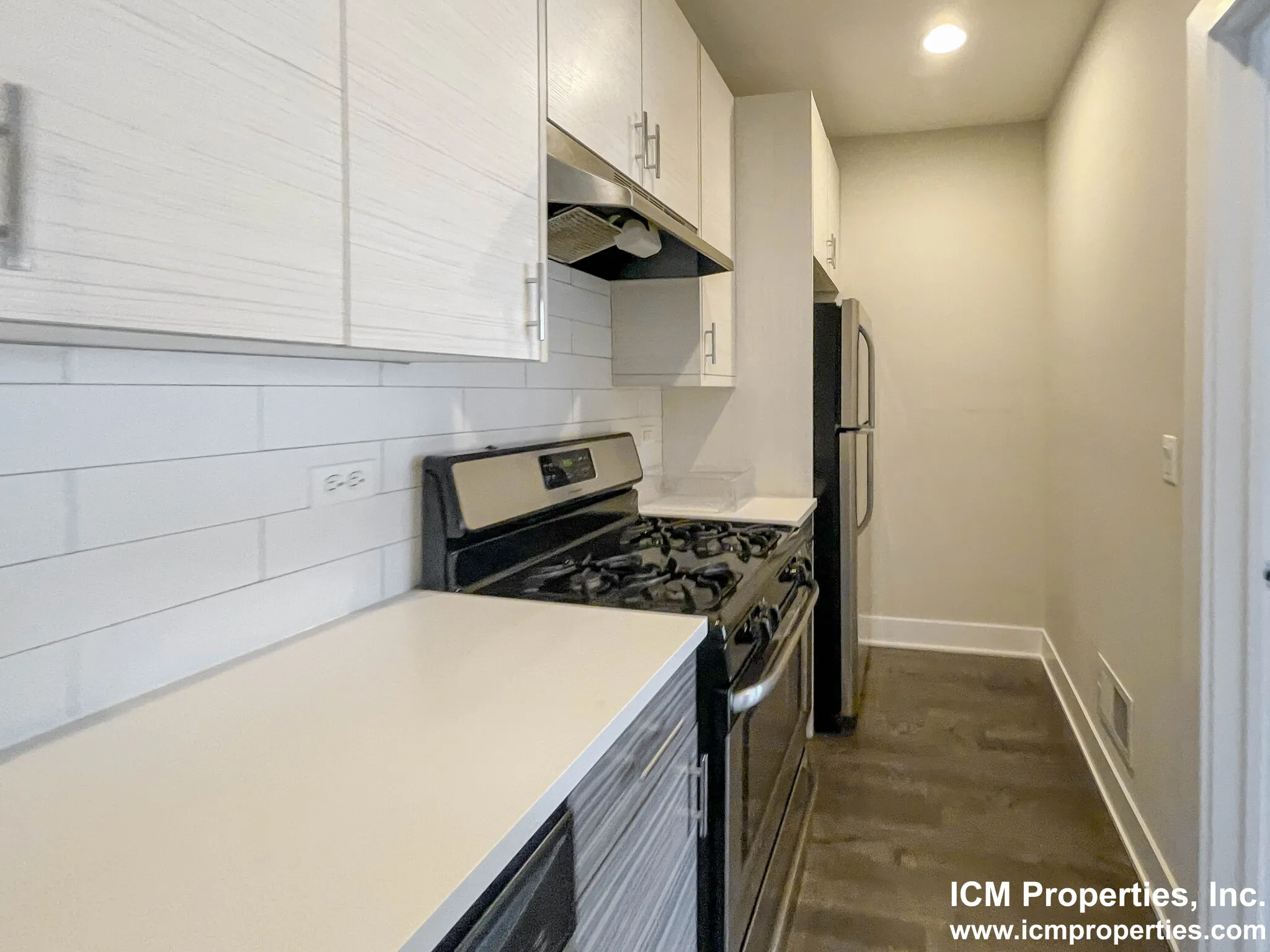 3915 N Janssen Ave, ,  60613, USA 60613-unit#3919-1E-Chicago-IL