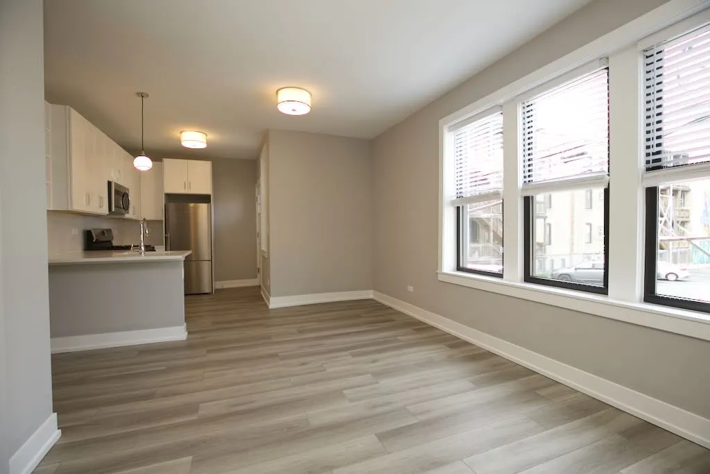 3943 N Janssen Ave, ,  60613, USA 60613-unit#2W-Chicago-IL