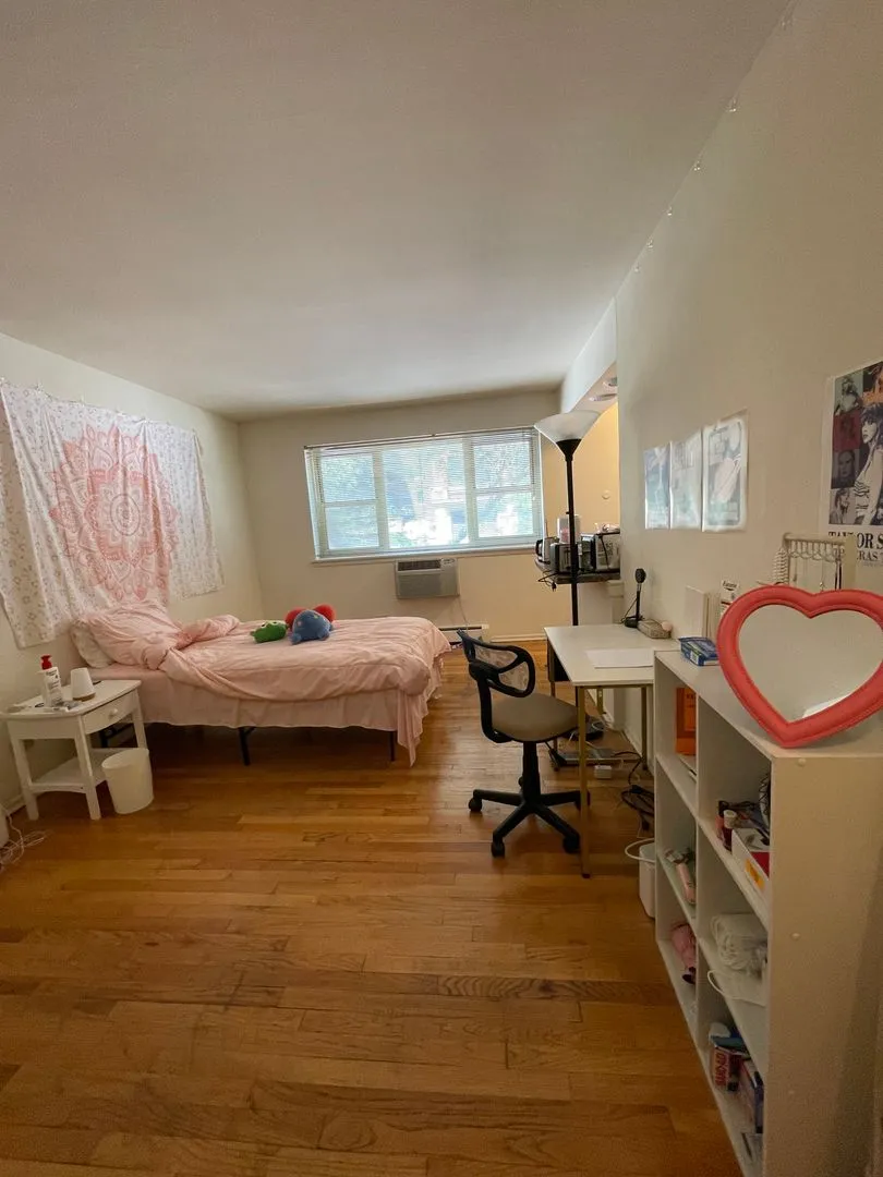 535 W Briar Pl, , 60657, USA 60657-unit#352-Chicago-IL