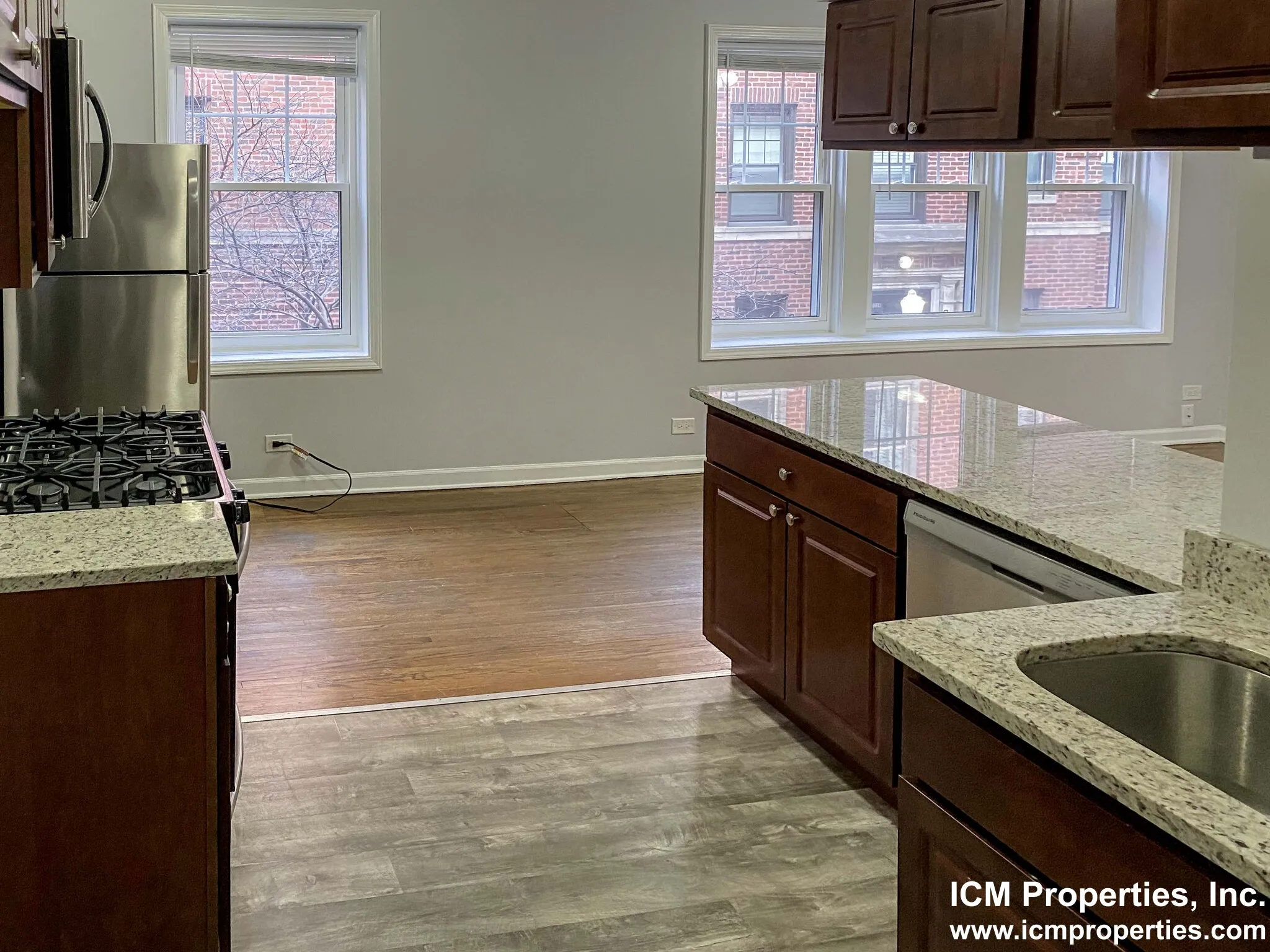 3708 N Sheffield Ave, ,  60613, USA 60613-unit#3708-407-Chicago-IL