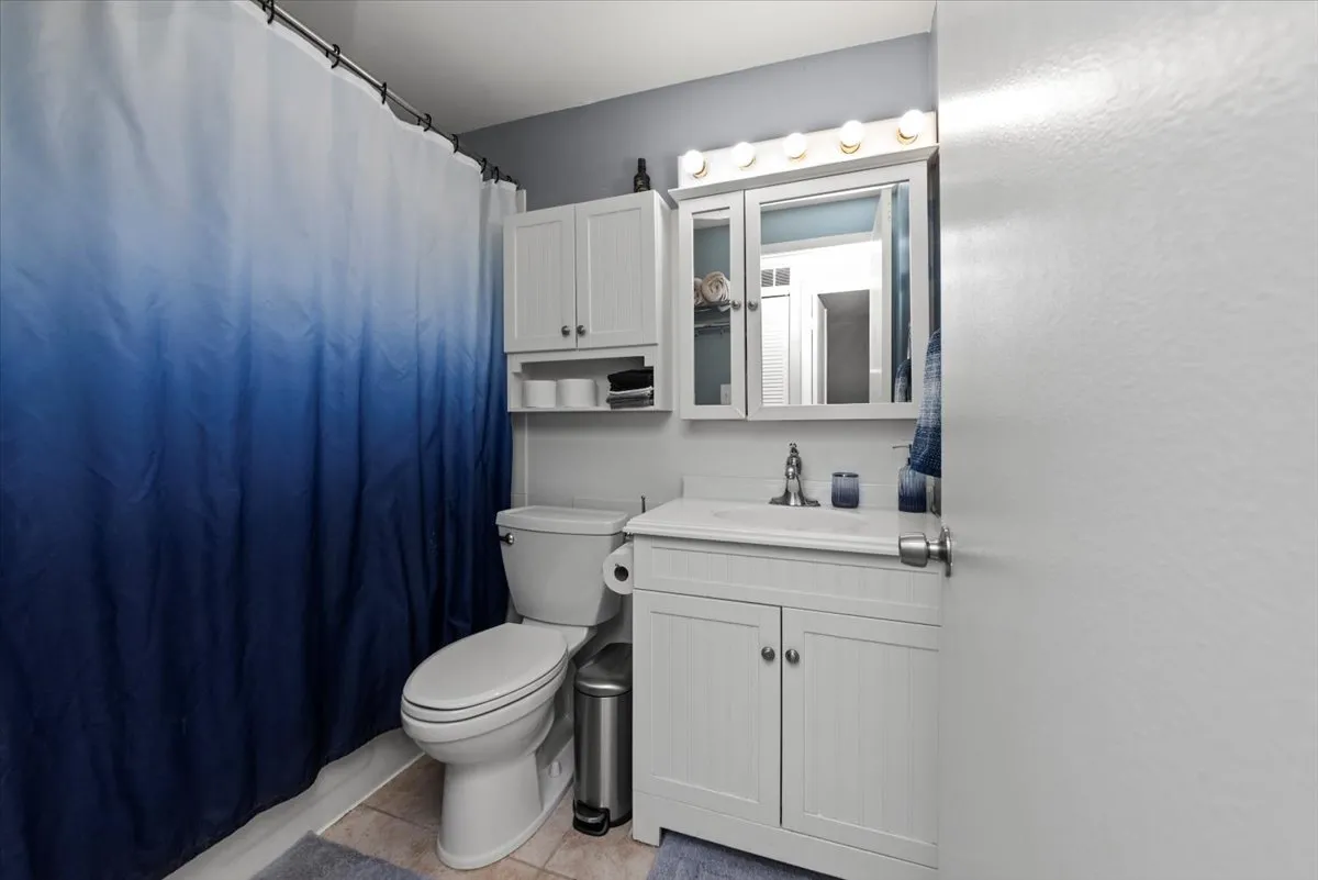 15 N Fernwood Dr, , 60440, USA 60440-Bolingbrook-IL