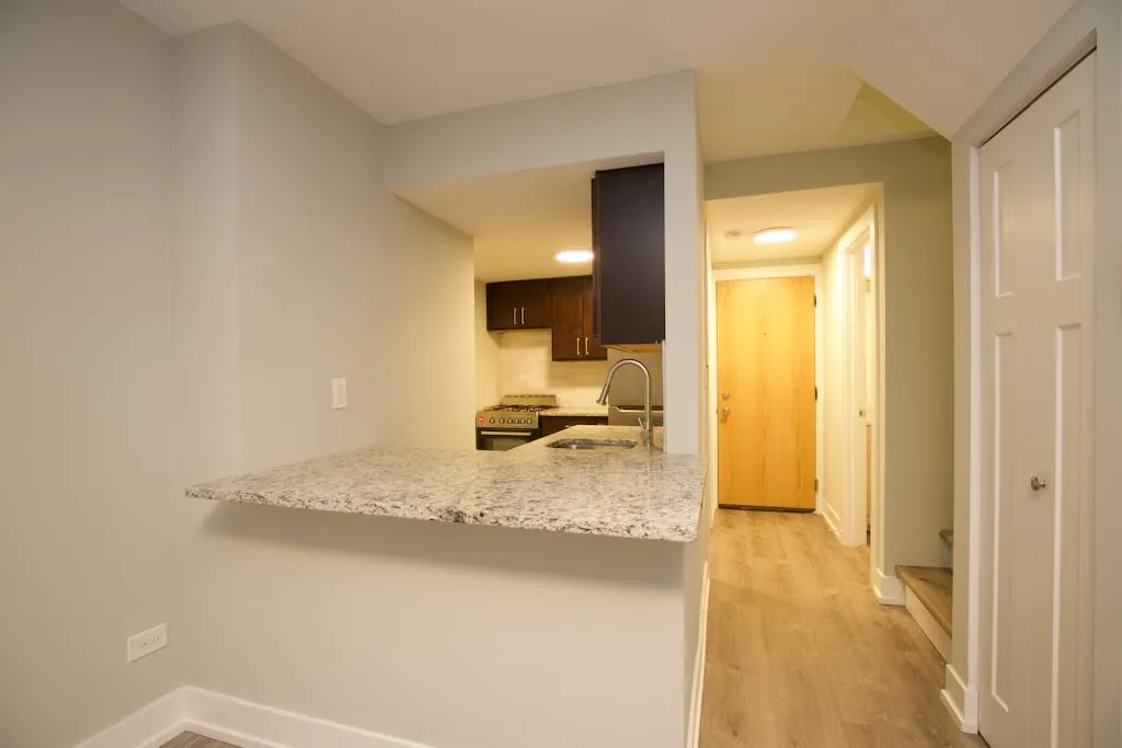 445 W Barry Ave, , 60657, USA 60657-unit#501-Chicago-IL
