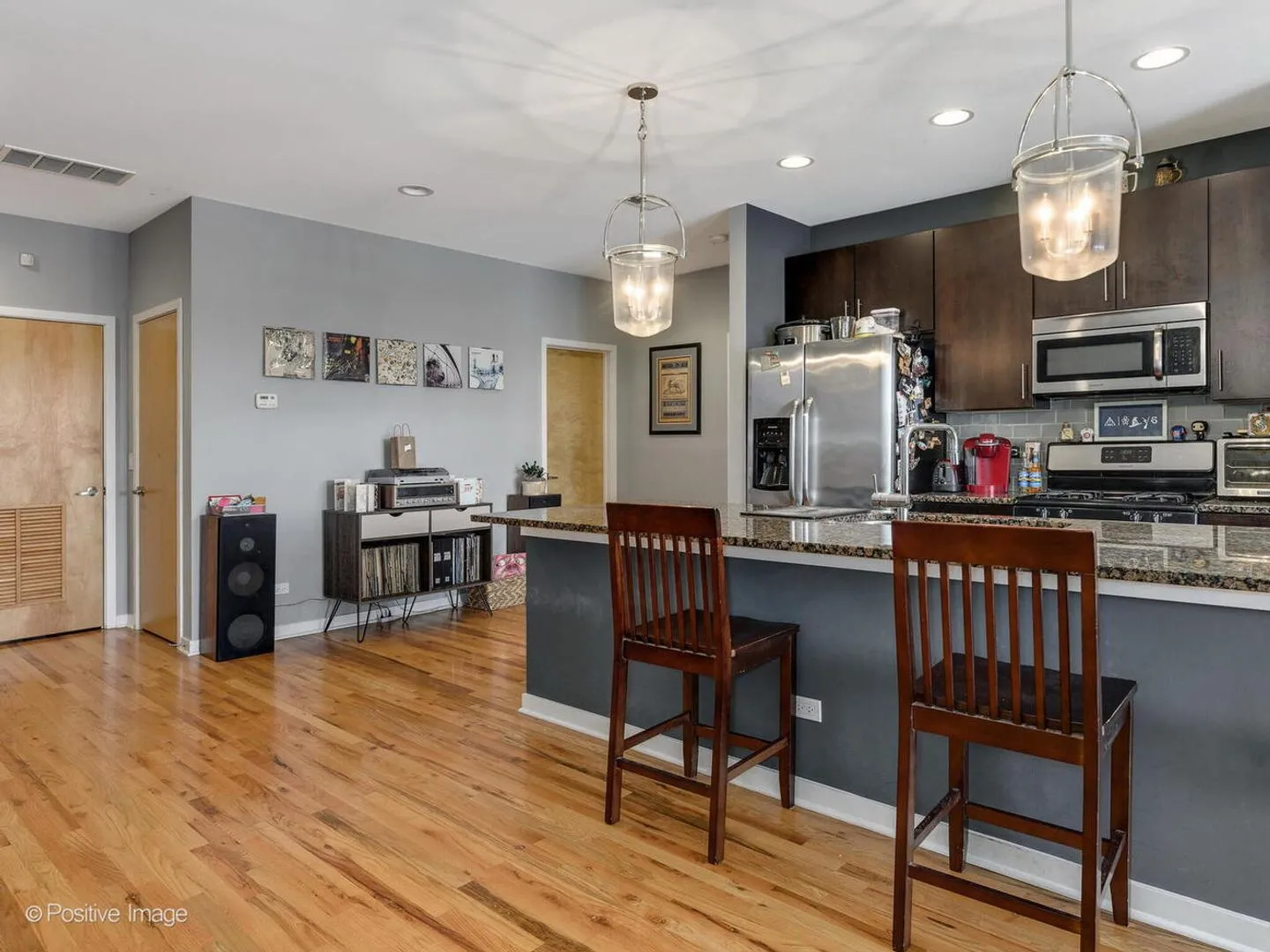 1822 W Irving Park Rd, , 60613, USA 60613-unit#403-Chicago-IL