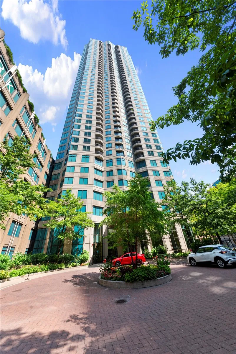 400 N LaSalle St, , 60601, USA 60654-unit#2406-Chicago-IL