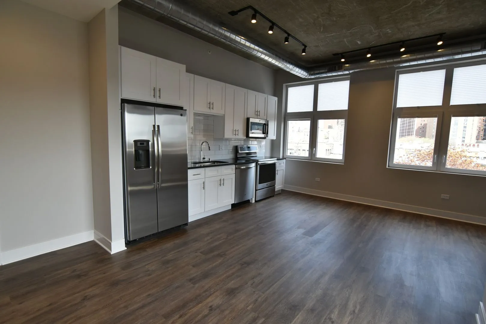 N Broadway, , , USA IL-unit#3833-712-Chicago-IL