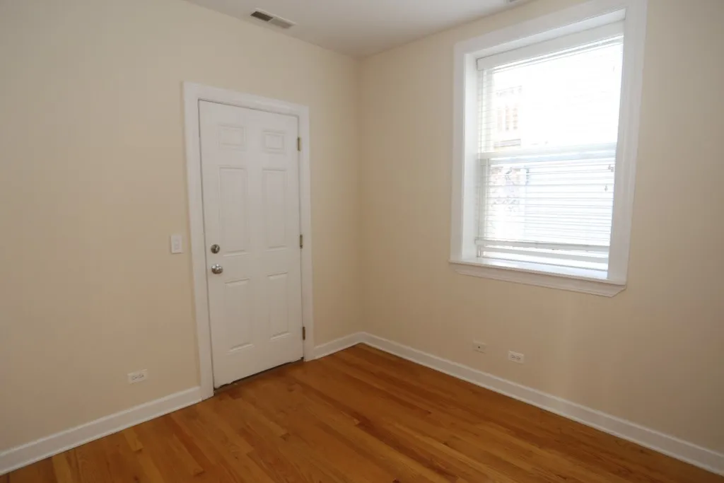 3252 N Clifton Ave, ,  60657, USA 60657-unit#1E-Chicago-IL