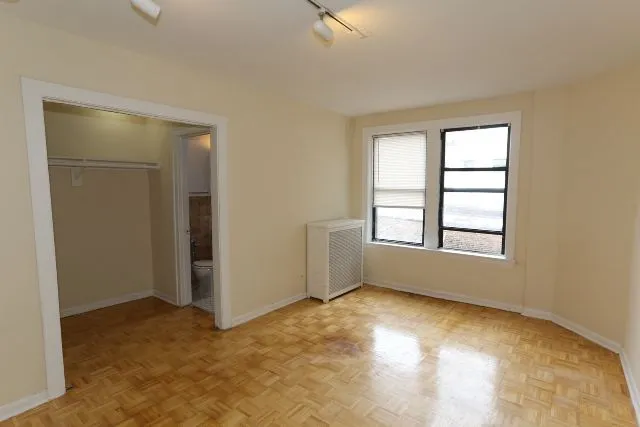 739 W Belmont Ave, ,  60657, USA 60657-unit#208-Chicago-IL