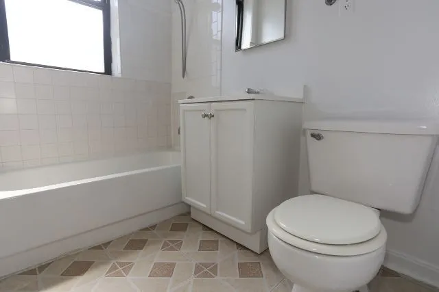 815 W Waveland Ave, ,  60613, USA 60613-unit#3N-Chicago-IL
