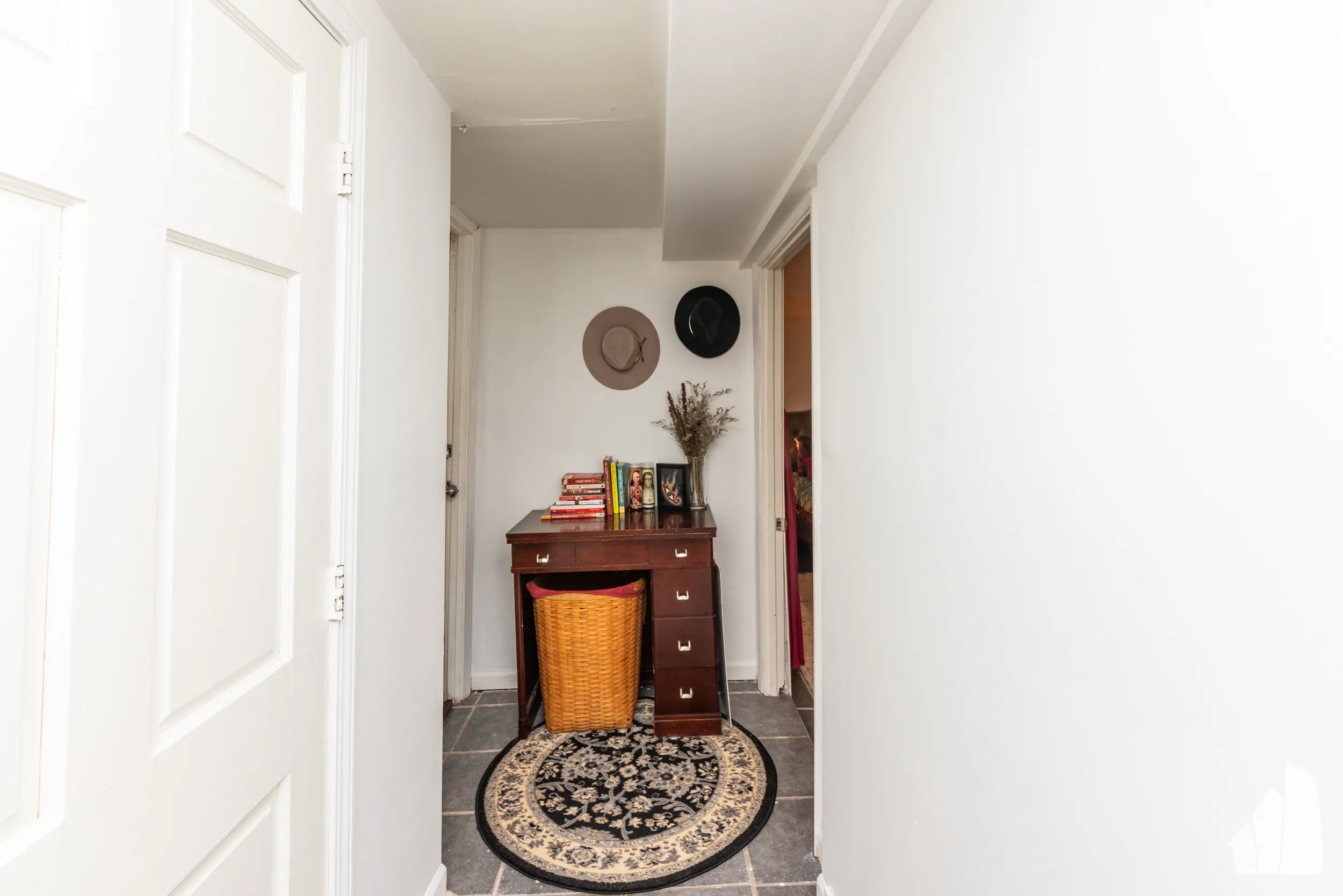 2005 W Race Ave, ,  60612, USA 60612-unit#Basement-Chicago-IL