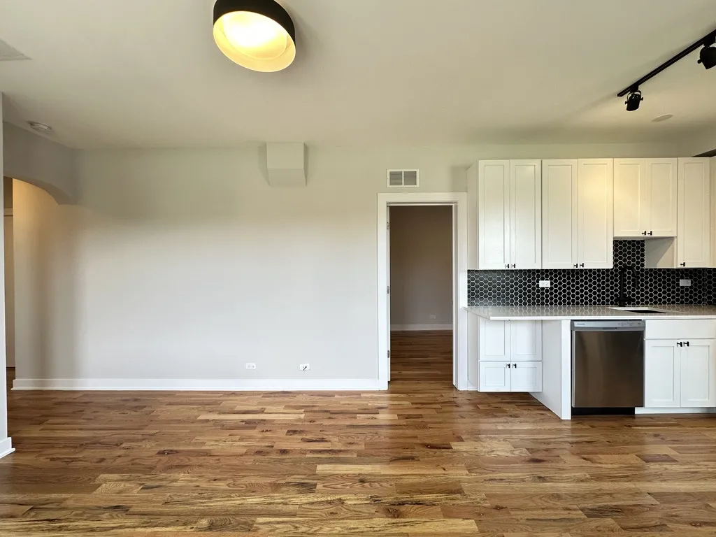 656 W Wrightwood Ave, , 60614, USA 60614-unit#314-Chicago-IL