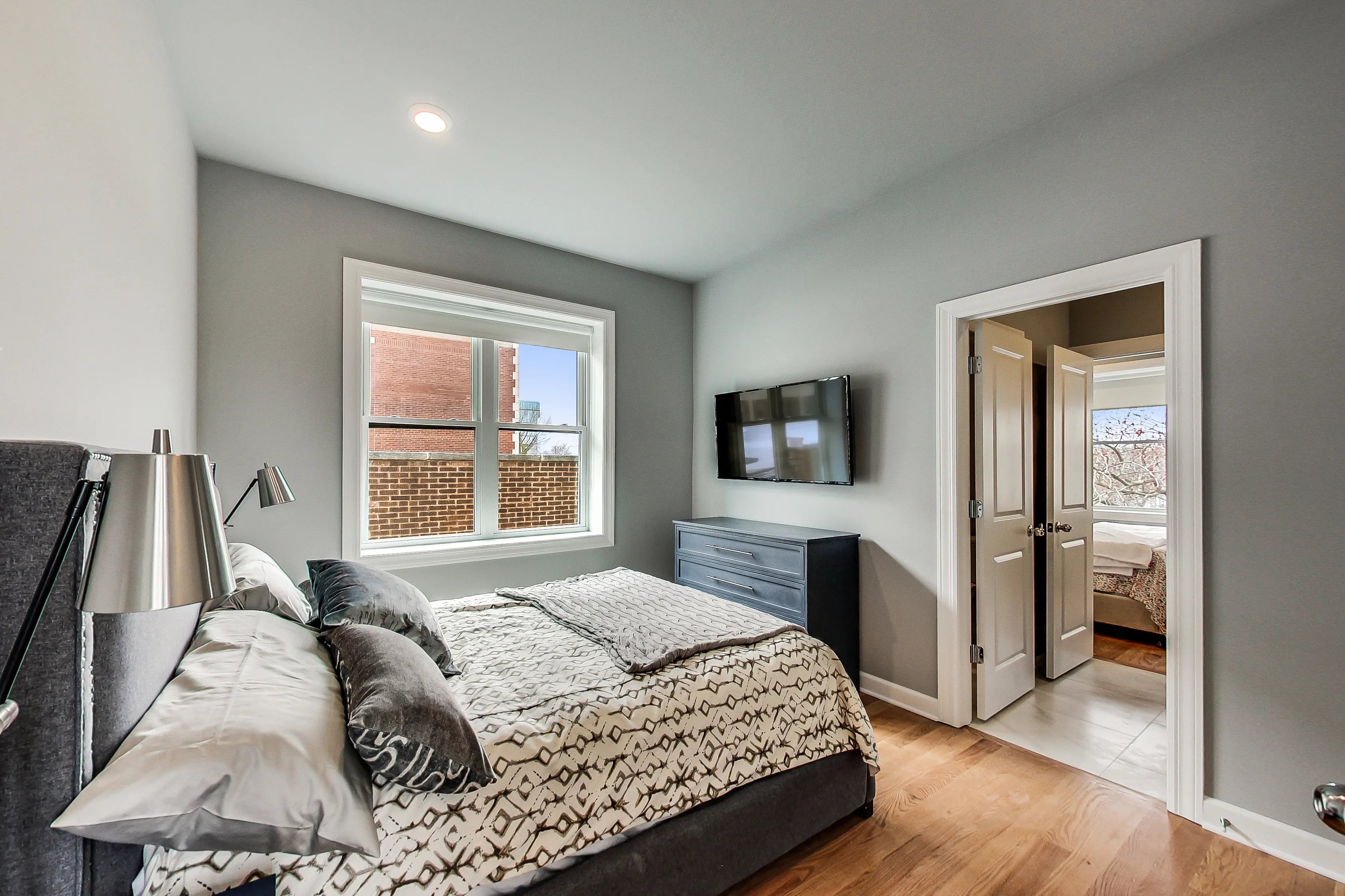 5126 S Kenwood Ave, ,  60615, USA 60615-unit#302-Chicago-IL