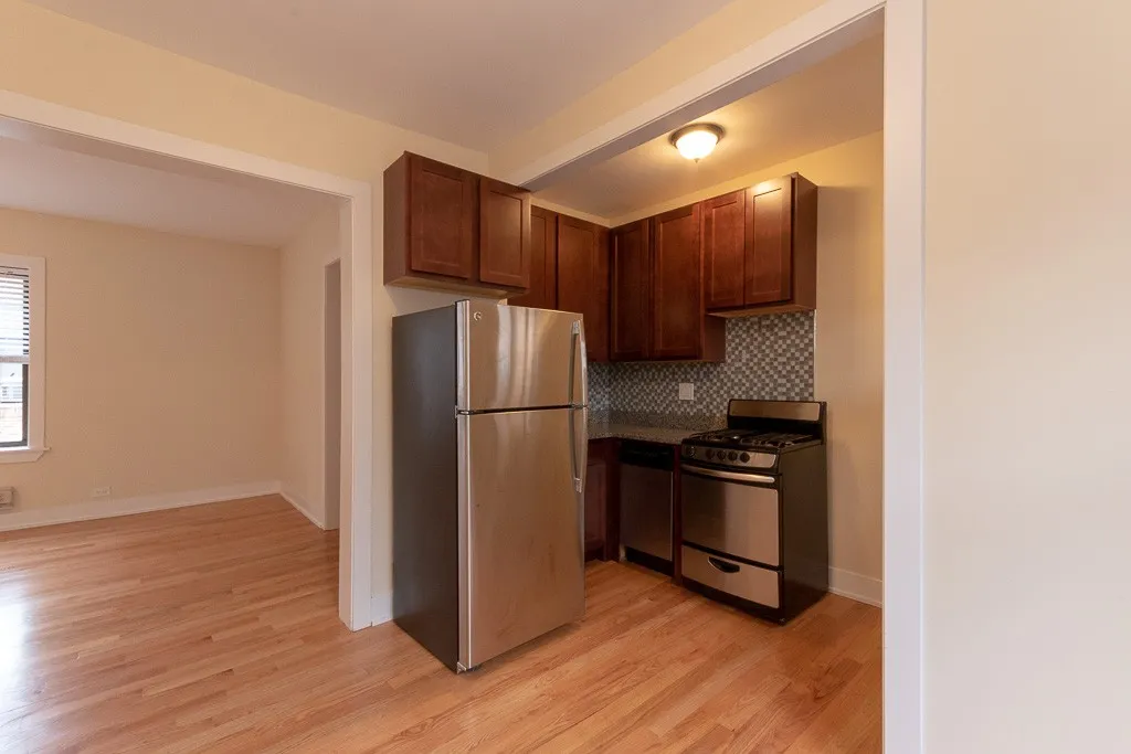 3722 N Pine Grove Ave, ,  60613, USA 60613-unit#3W-Chicago-IL