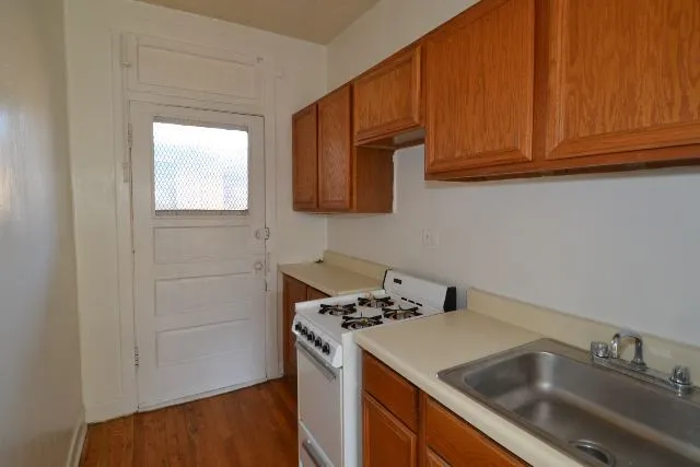 630 W Cornelia Ave, ,  60657, USA 60657-unit#3N-Chicago-IL