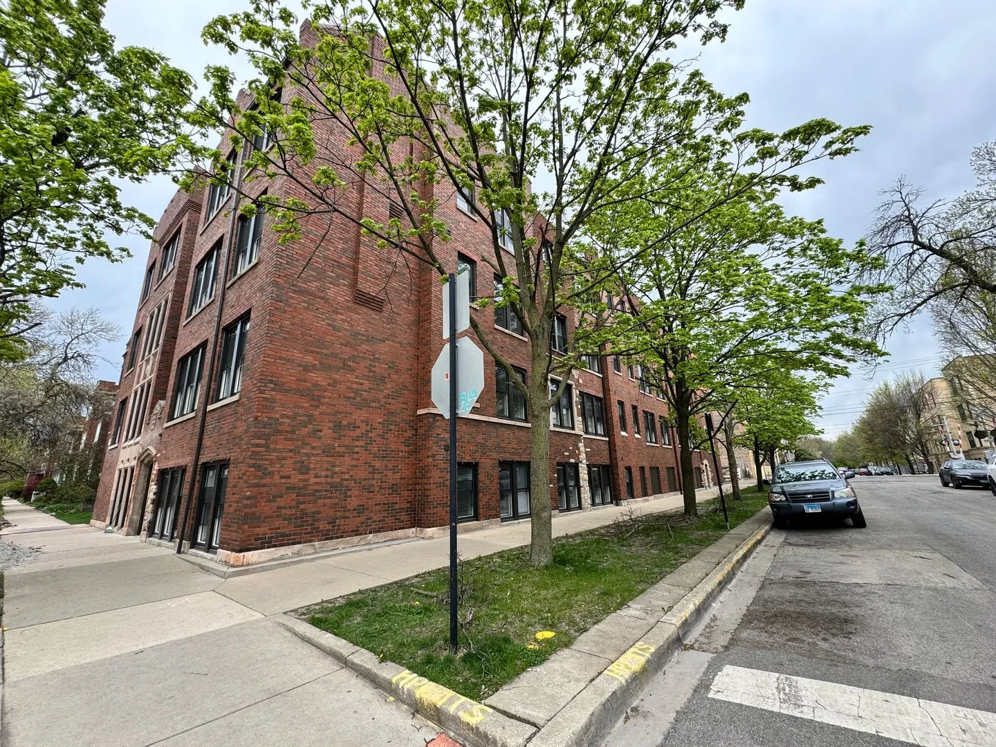 3051 W Leland Ave, , 60625, USA 60625-unit#306-Chicago-IL
