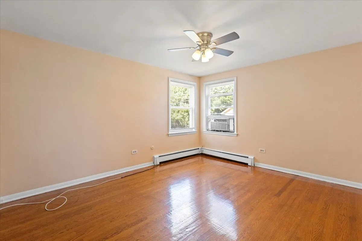 2650 W Touhy Ave, ,  60645, USA 60645-unit#2N-Chicago-IL